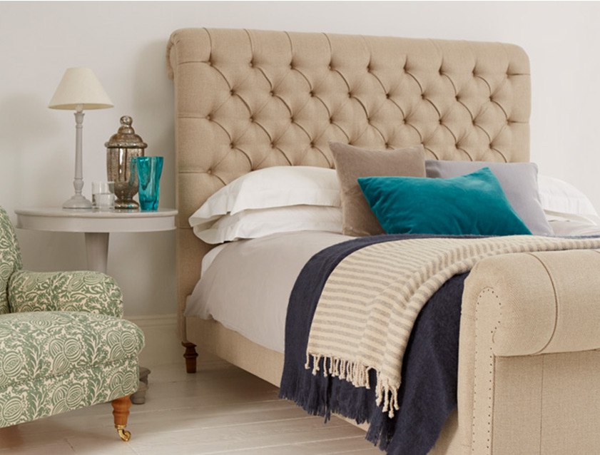 Pentlow King Bed in Swaledale Linen